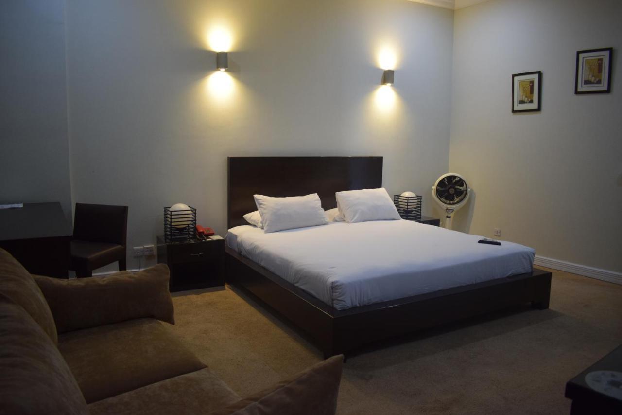 Hotel Akbars Kinara ซิอัลคอท ภายนอก รูปภาพ